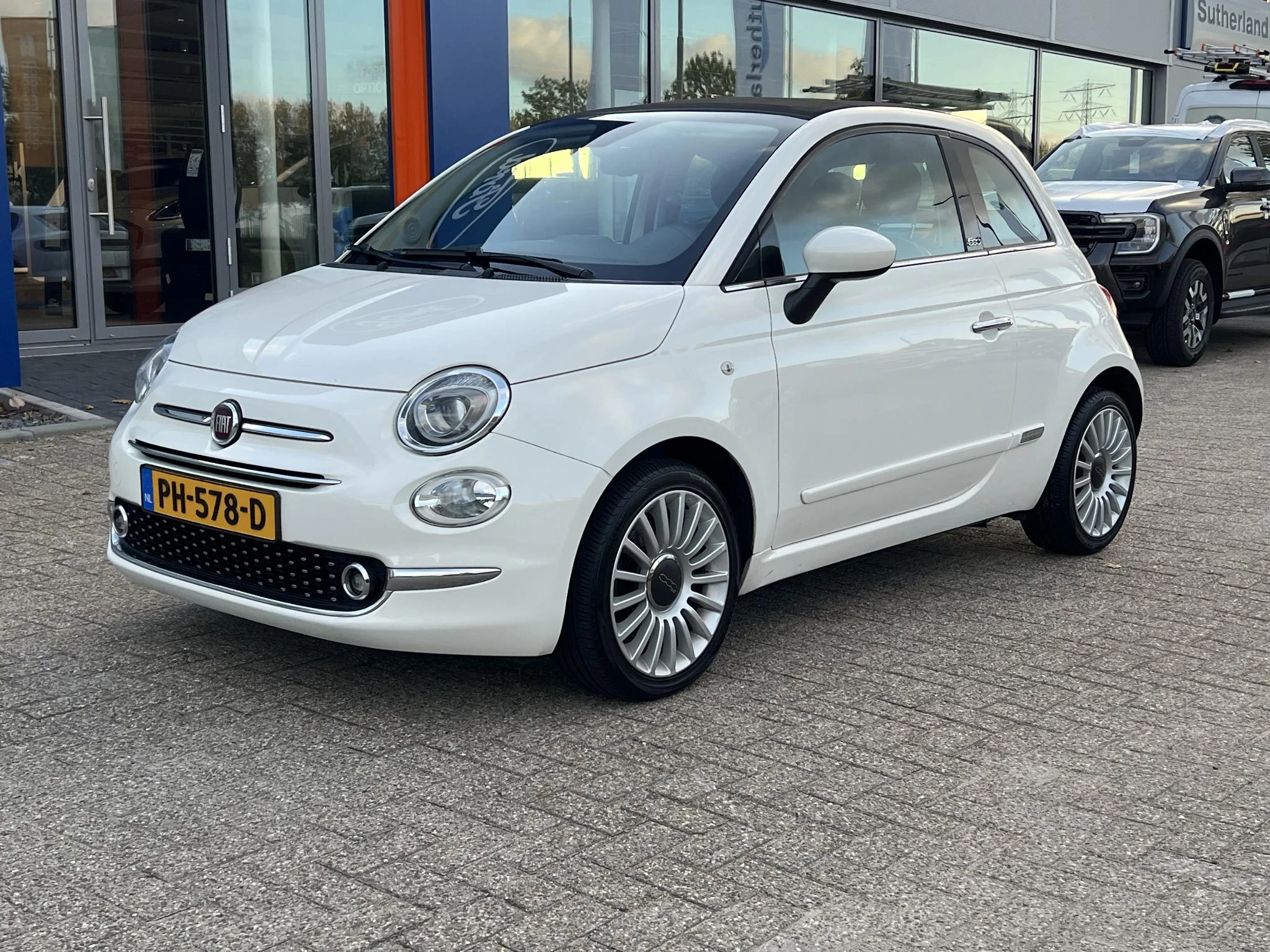 Hoofdafbeelding Fiat 500C