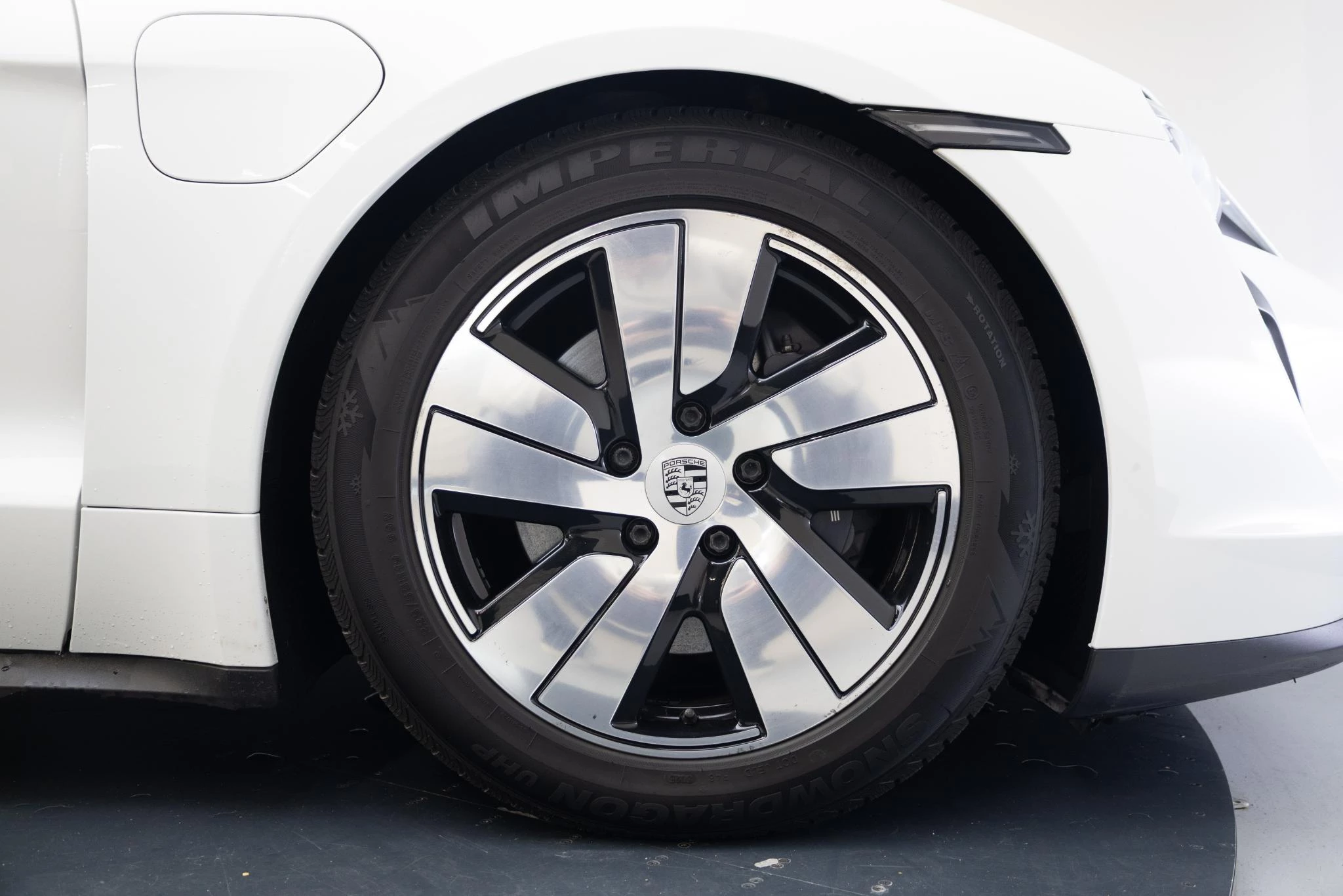 Hoofdafbeelding Porsche Taycan