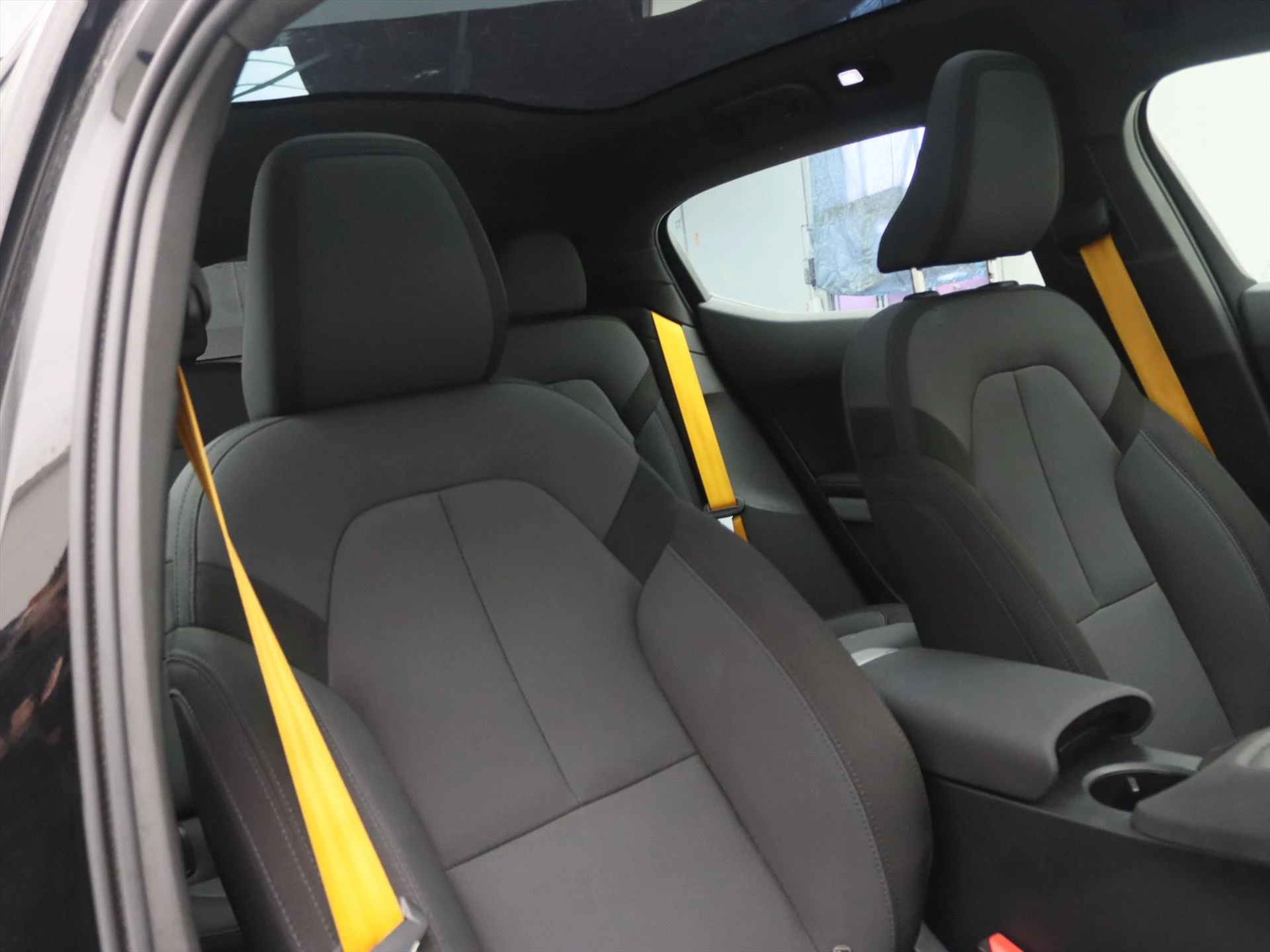 Hoofdafbeelding Polestar 2