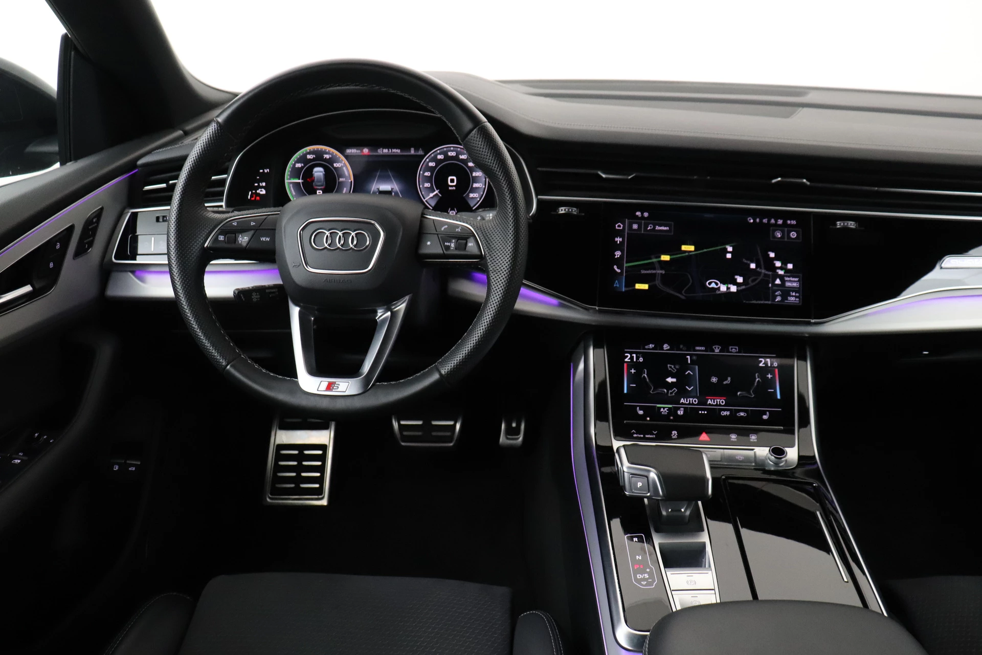 Hoofdafbeelding Audi Q8