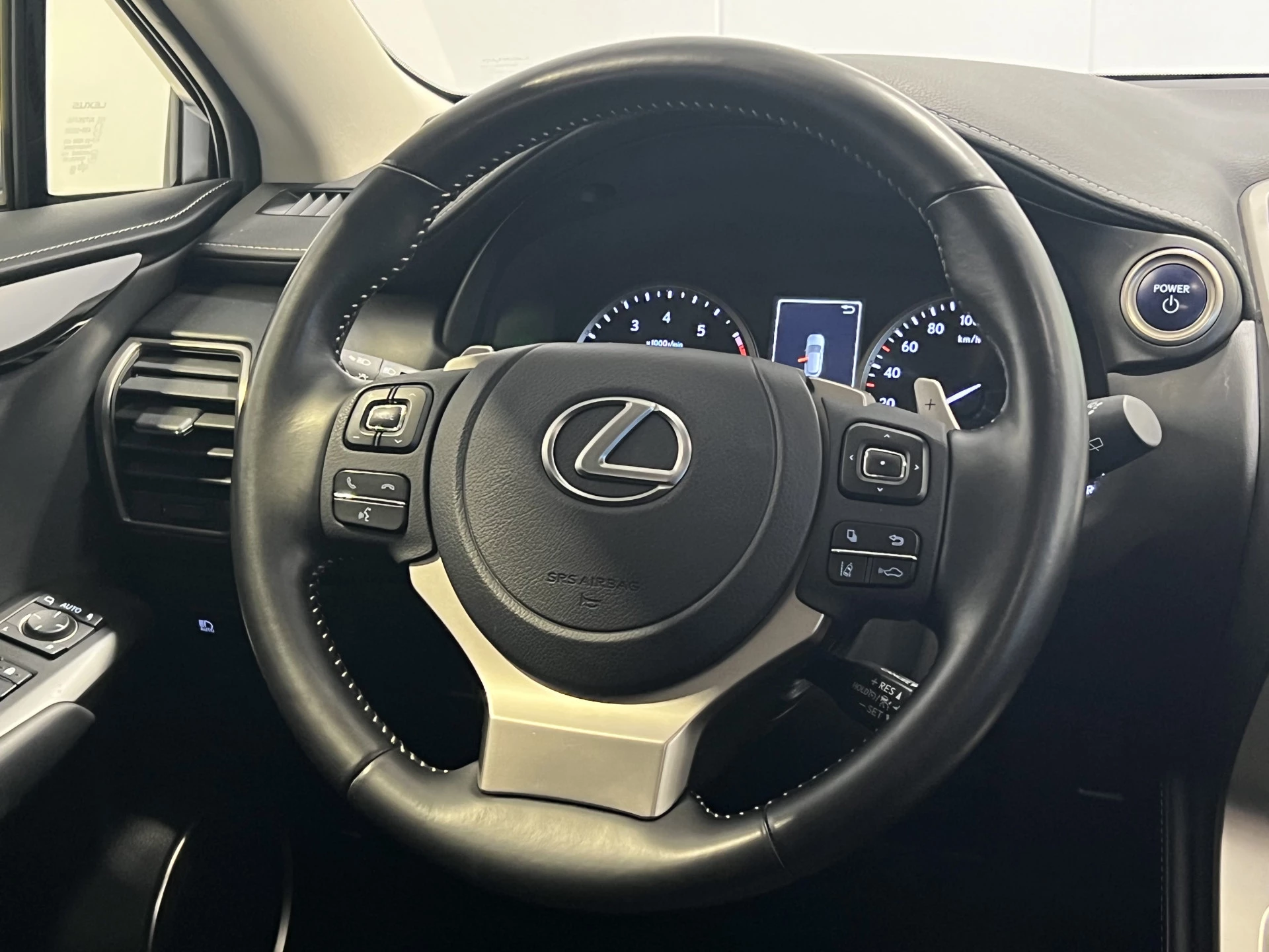 Hoofdafbeelding Lexus NX