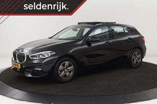 BMW 1-serie 118i Sport Line | Panoramadak | Carplay |  Live Cockpit | Half leder | Navigatie | DAB | Climate control | PDC | Full LED | Cruise control