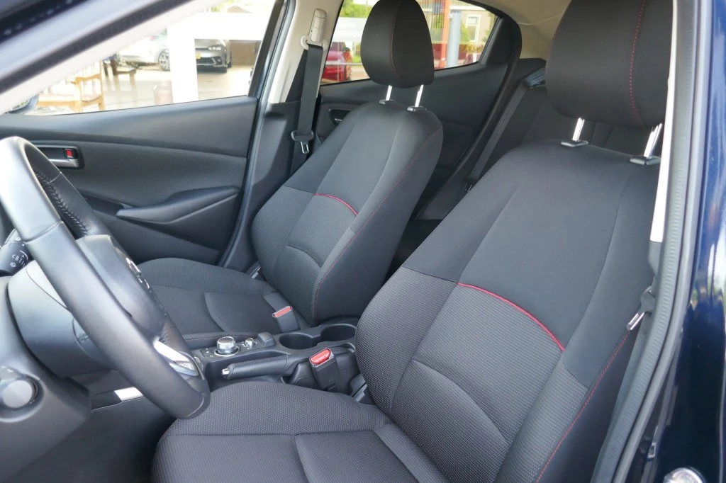 Hoofdafbeelding Mazda 2