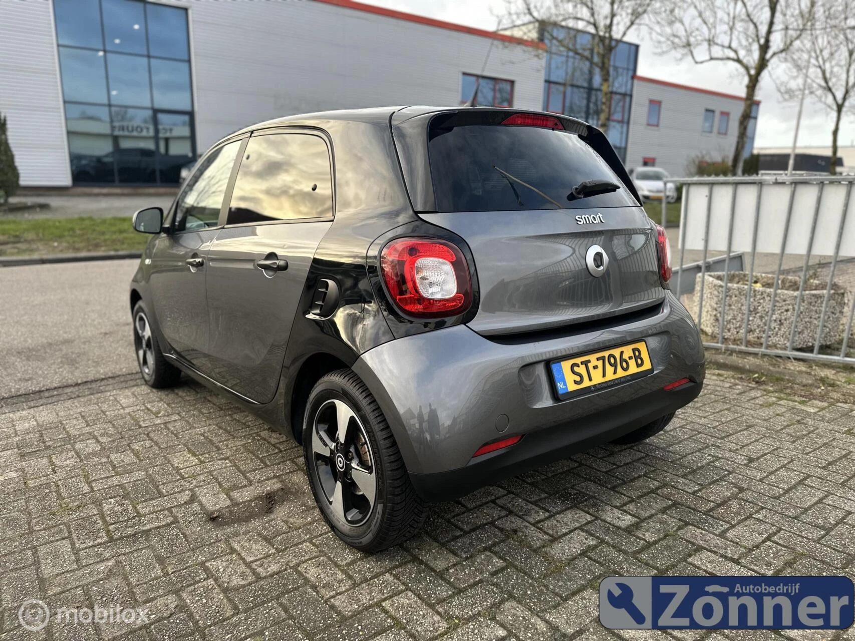 Hoofdafbeelding smart Forfour