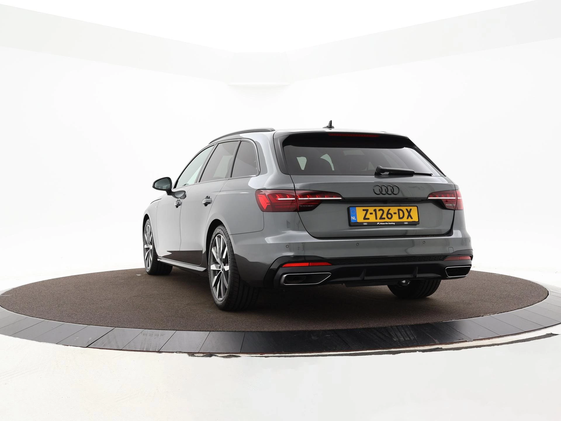 Hoofdafbeelding Audi A4