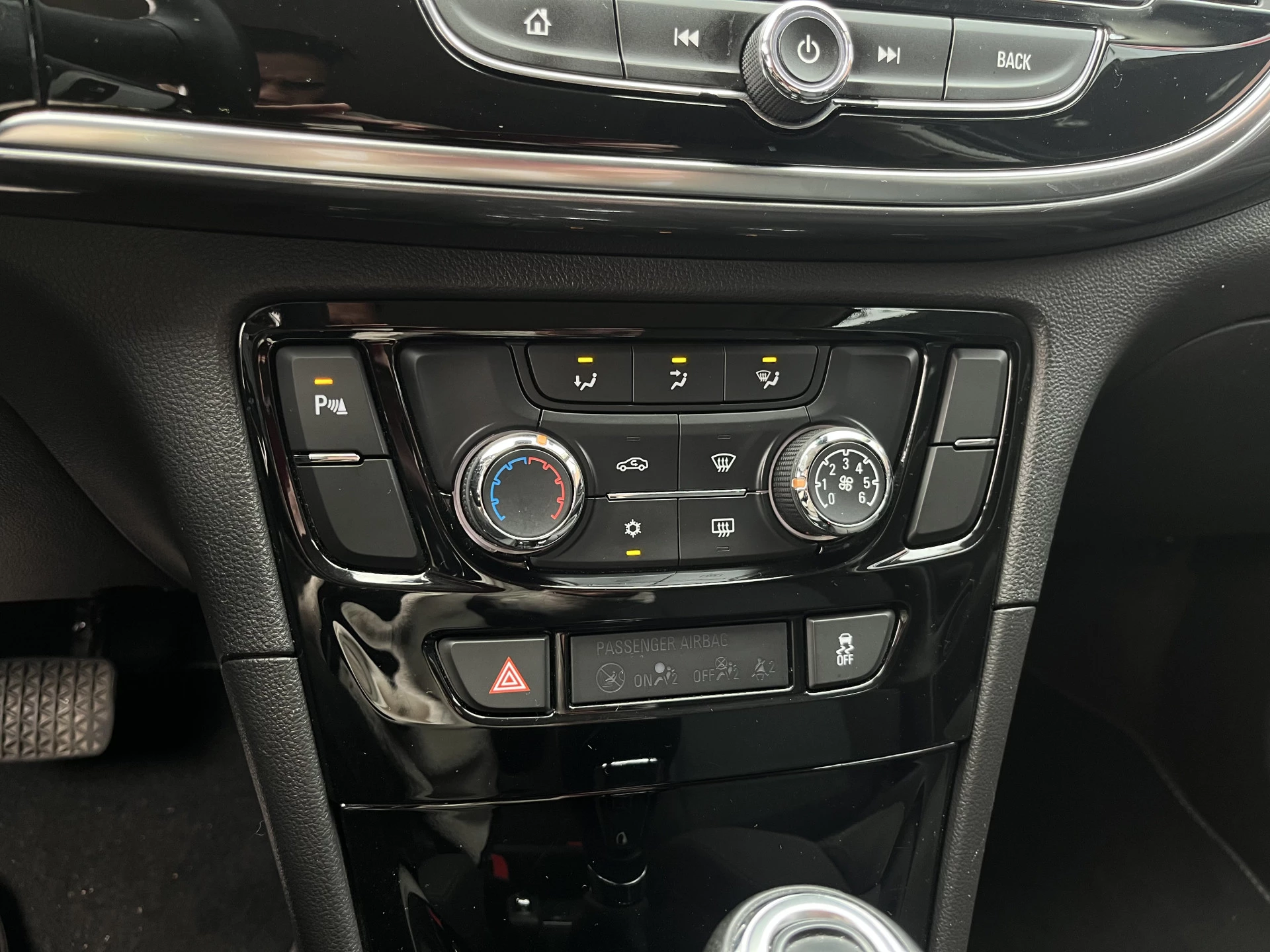 Hoofdafbeelding Opel Mokka X