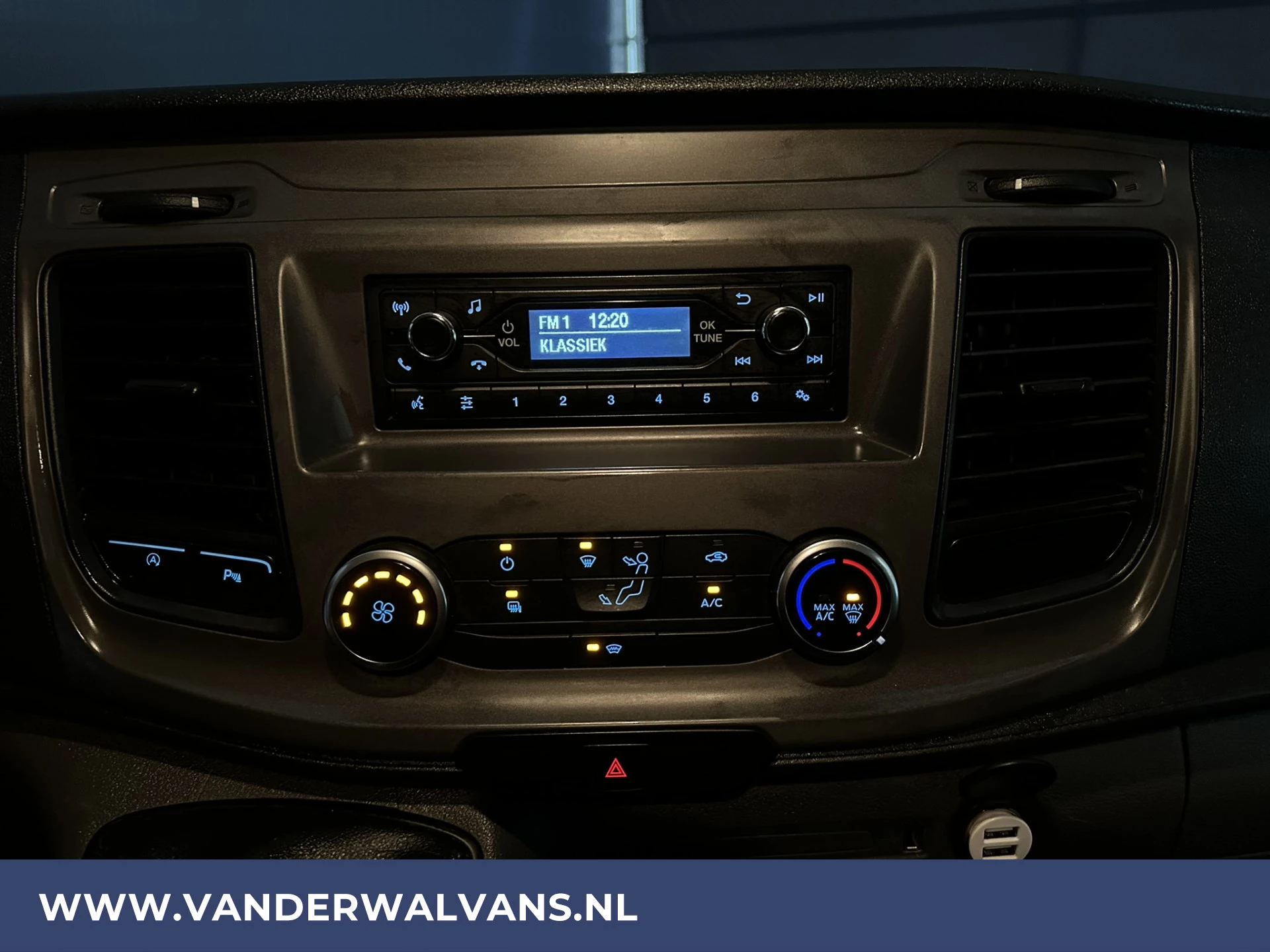 Hoofdafbeelding Ford Transit Custom