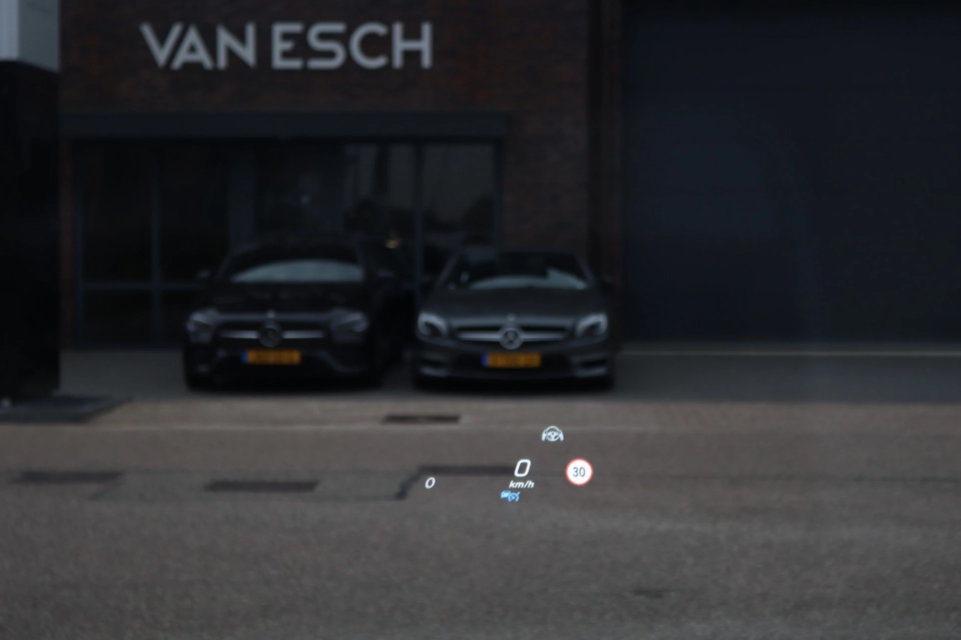 Hoofdafbeelding Mercedes-Benz EQC