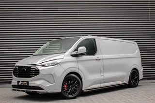 Hoofdafbeelding Ford E-Transit Ford E-Transit Cust. 340 L2H1 Limited 65 kWh 218PK / JB-EDIITON / CAMERA / 328KM RANGE / APPLE CARPLAY /DRIVERS-PACK /FULL OPTIONS