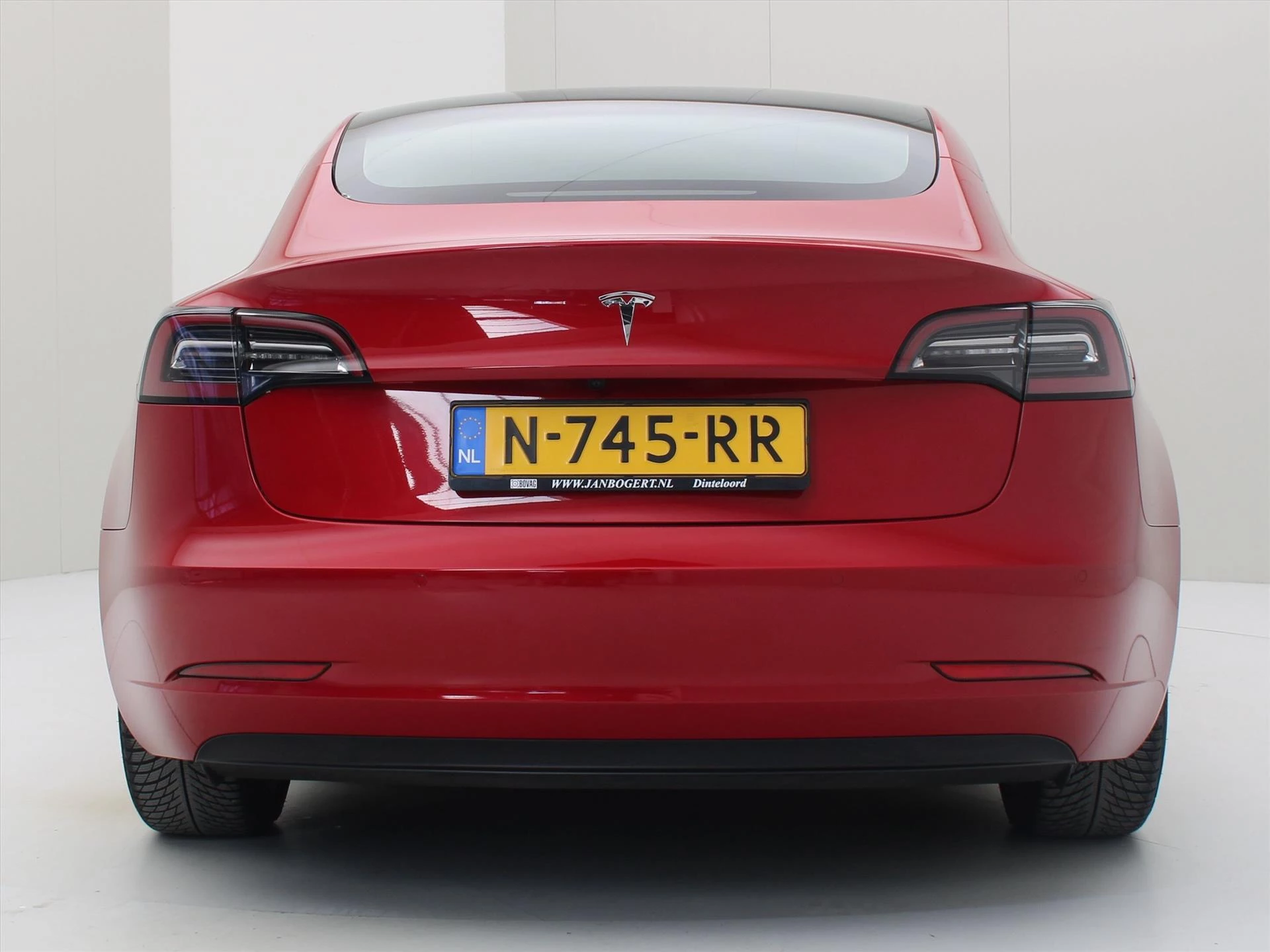 Hoofdafbeelding Tesla Model 3