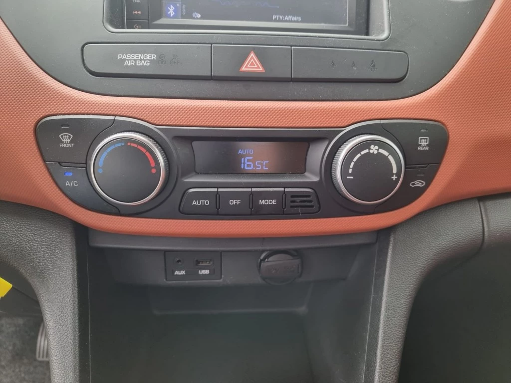 Hoofdafbeelding Hyundai i10