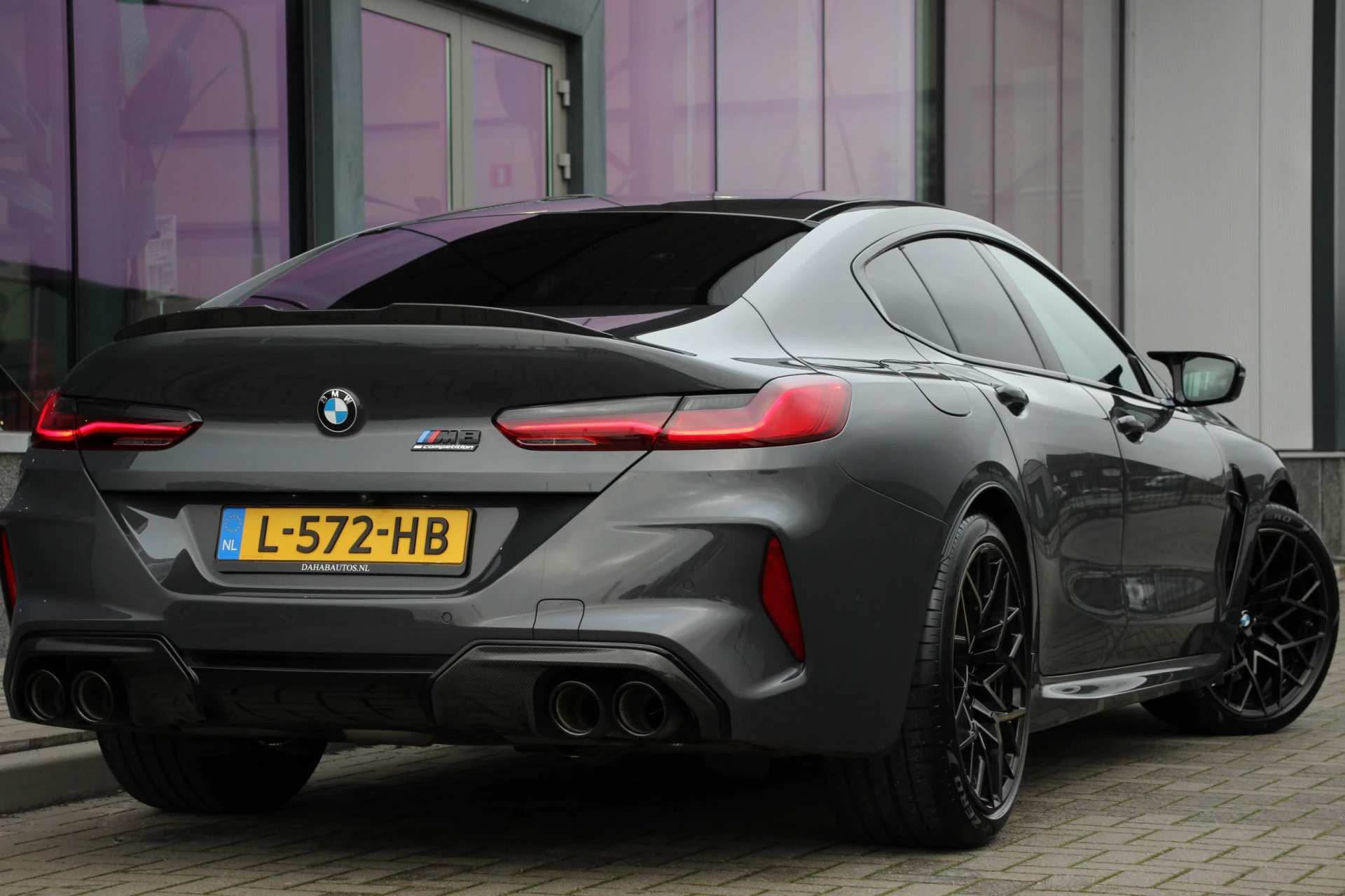 Hoofdafbeelding BMW M8