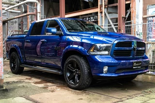 Dodge RAM 1500 Sport Lage Bijtelling BLAUW Black Edit 5.7 V8