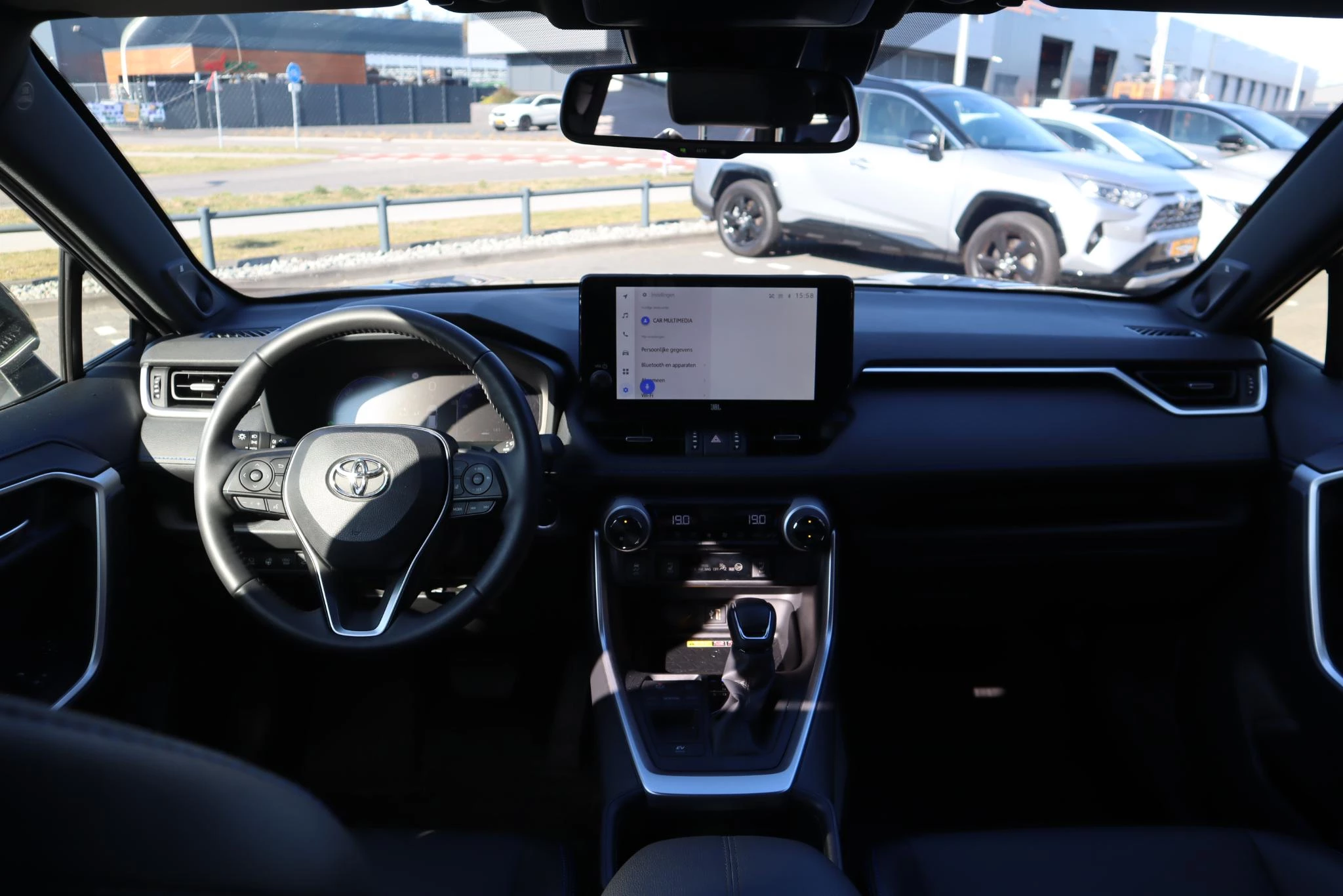 Hoofdafbeelding Toyota RAV4