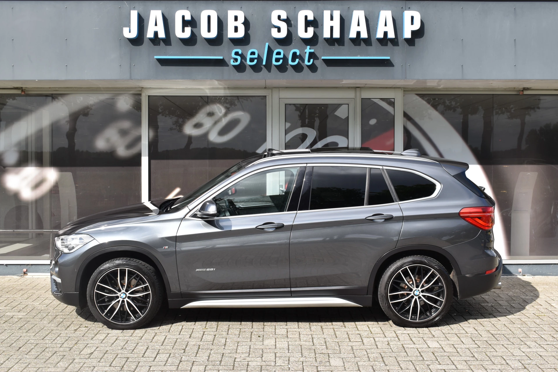 Hoofdafbeelding BMW X1