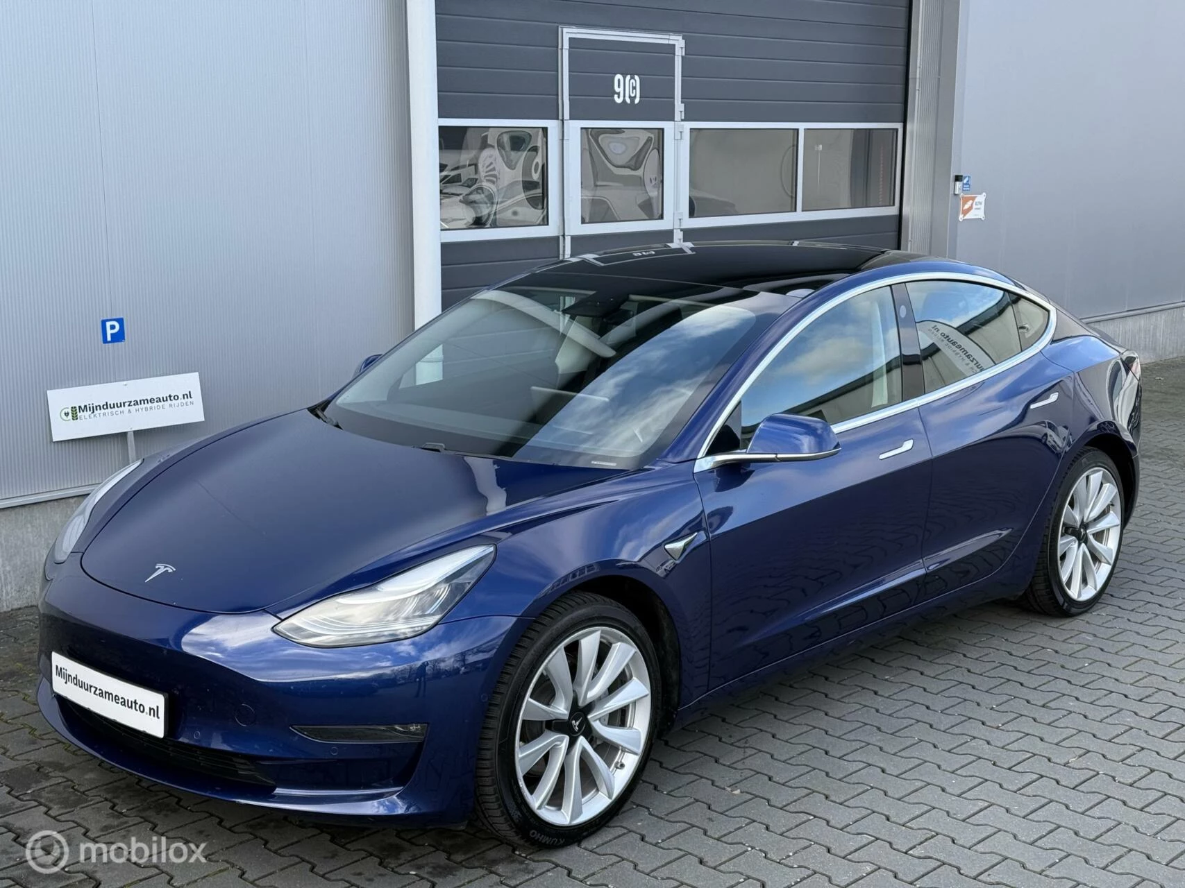 Hoofdafbeelding Tesla Model 3