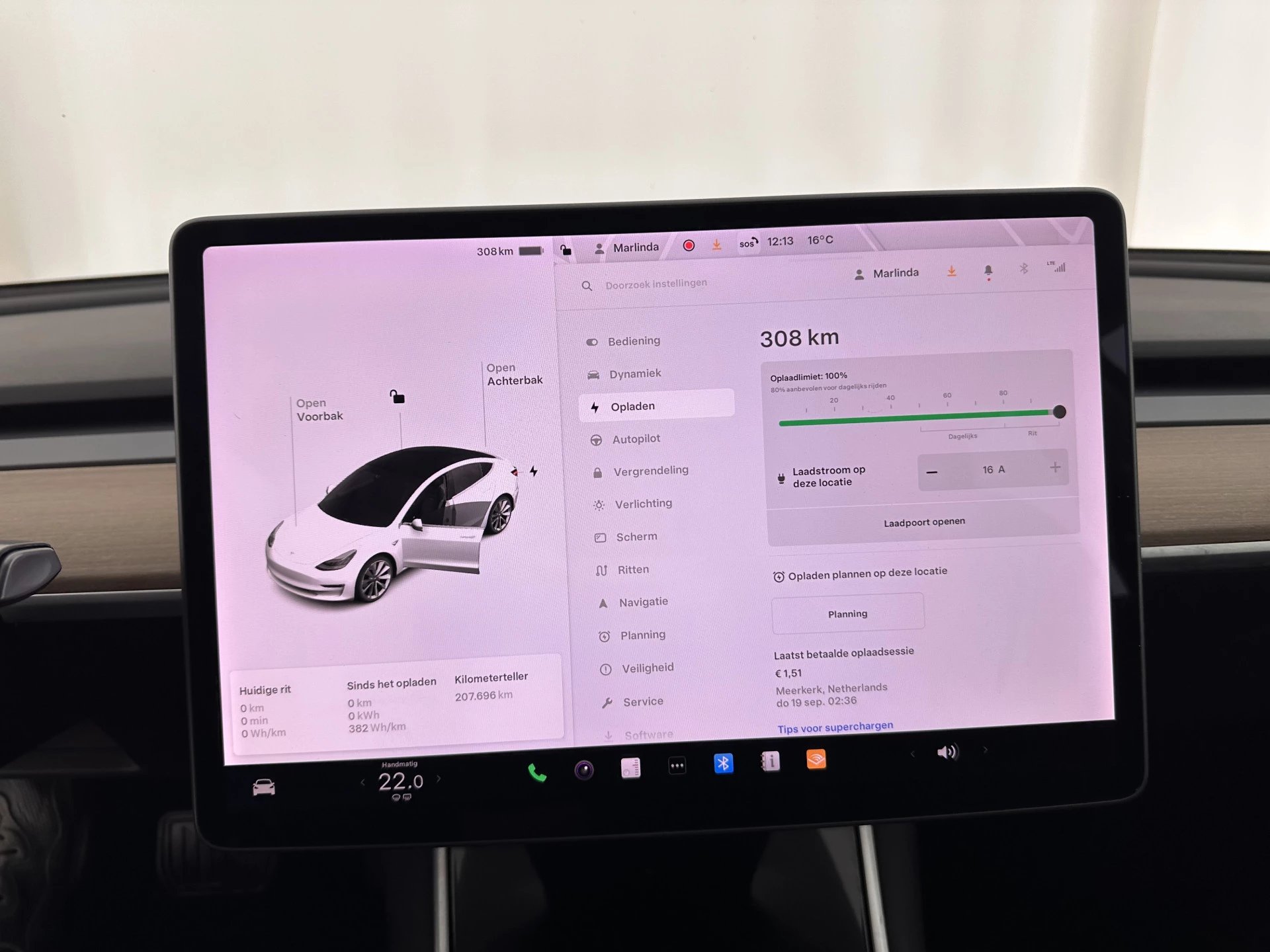 Hoofdafbeelding Tesla Model 3