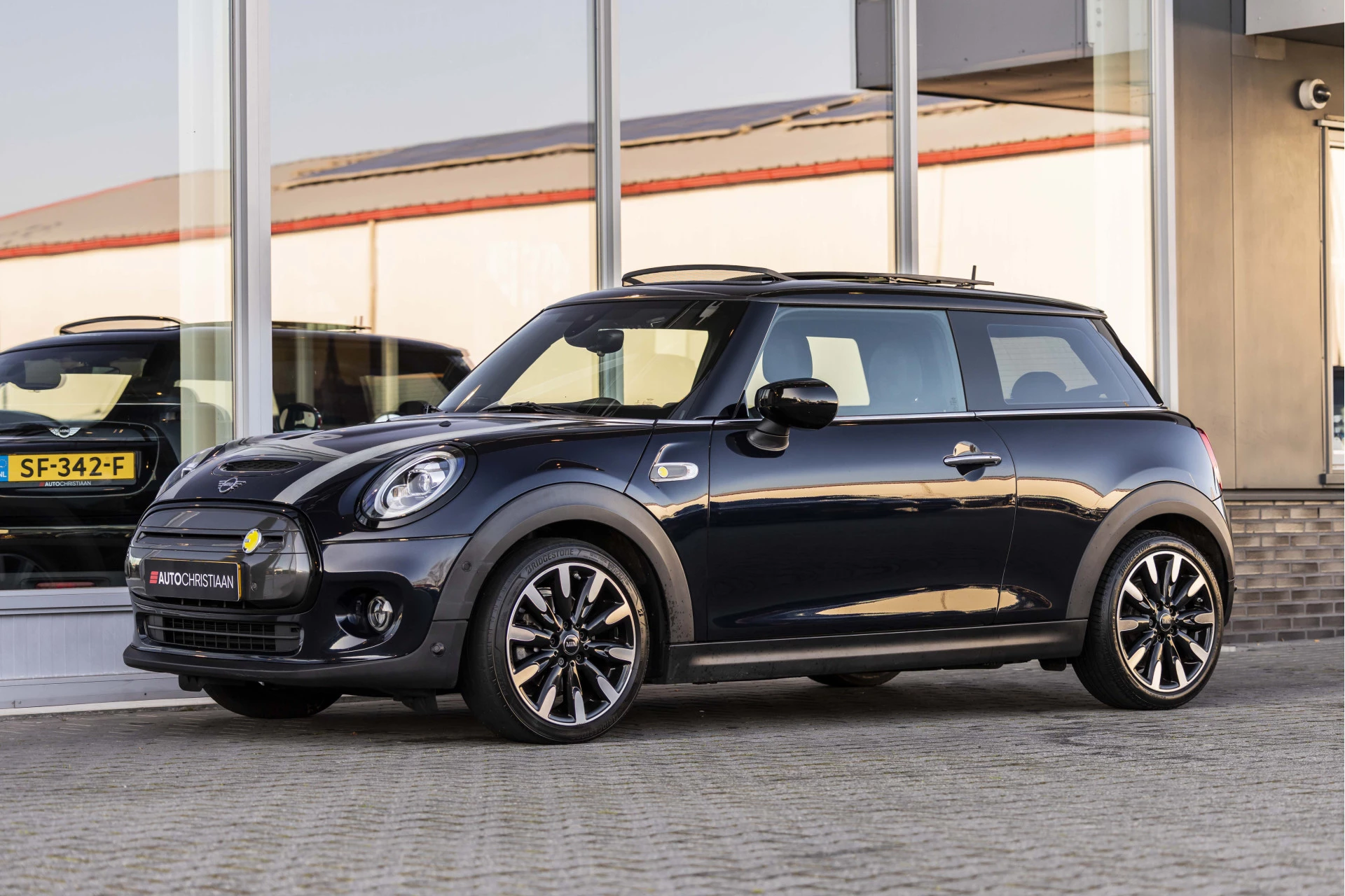 Hoofdafbeelding MINI Electric