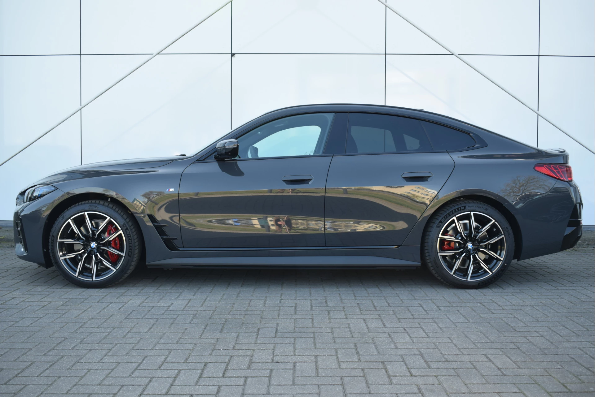 Hoofdafbeelding BMW i4