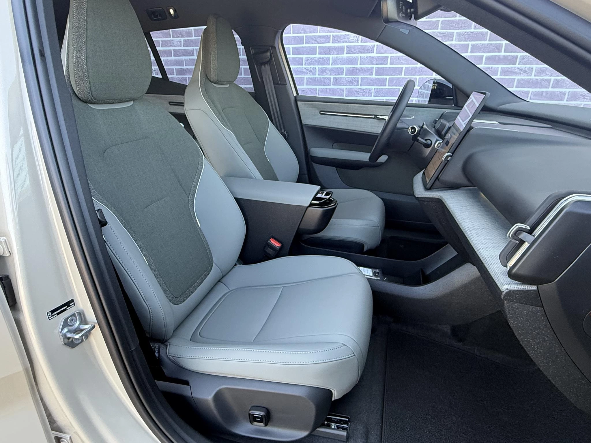 Hoofdafbeelding Volvo EX30