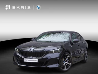 BMW 5 Serie Sedan 550e xDrive M Sportpakket Pro | Comfort Pack 20 inch LM M Sterspaak | Bowers & Wilkins Surround Sound System | Trekhaak | Driving Assistant Professional