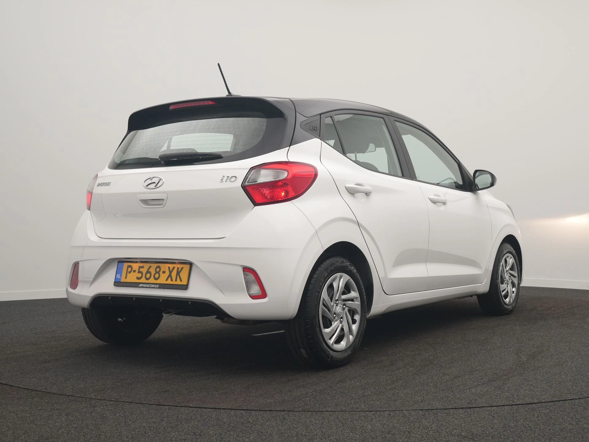 Hoofdafbeelding Hyundai i10