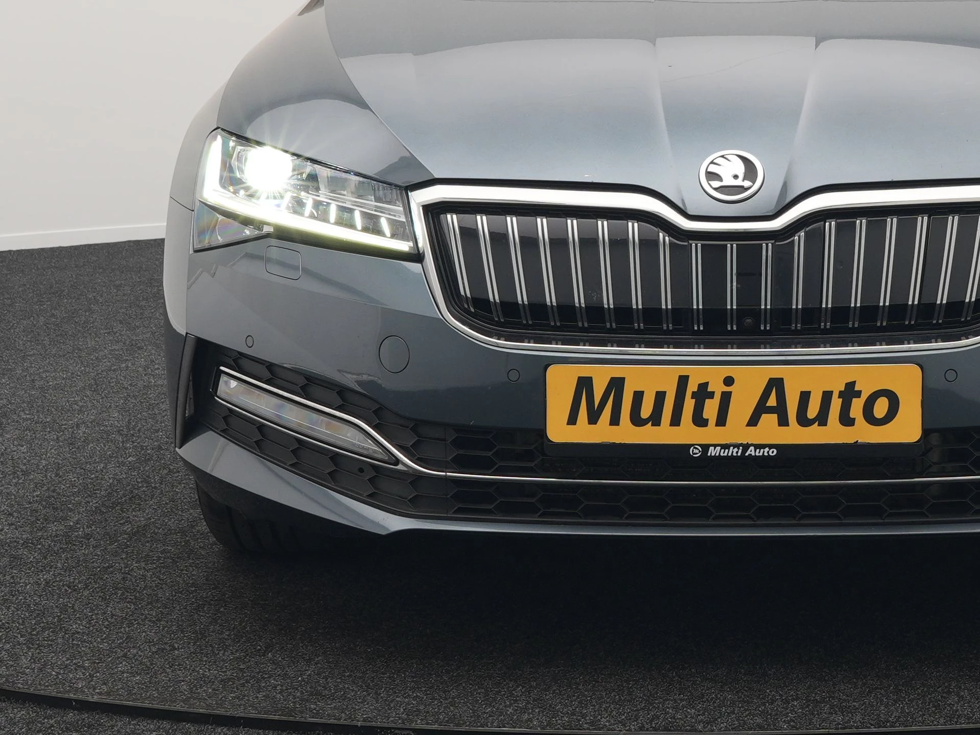 Hoofdafbeelding Škoda Superb