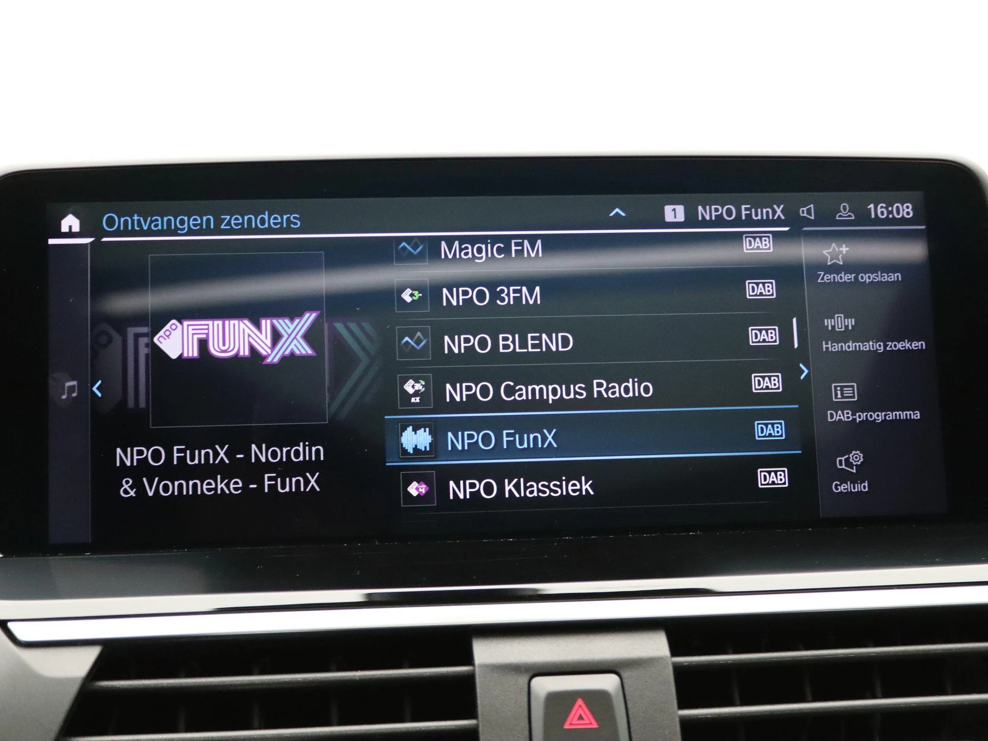 Hoofdafbeelding BMW iX3