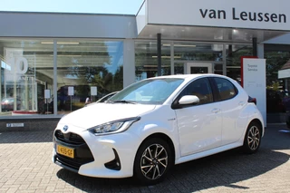 Toyota Yaris 1.5 HYBRID DYNAMIC KEYLESS LED KOPLAMPEN APPLE/ANDROID AD-CRUISE CAMERA CLIMA