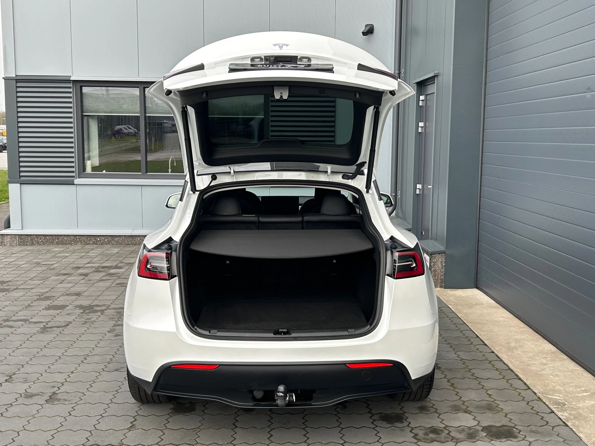 Hoofdafbeelding Tesla Model Y