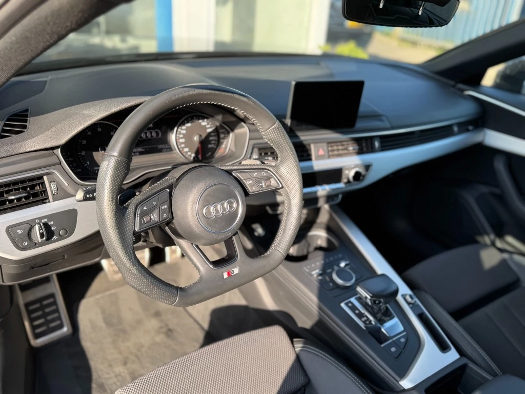 Hoofdafbeelding Audi A4