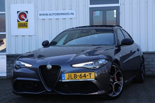 Alfa Romeo Giulia 2.0 T 280PK Veloce AWD Aut.*Perfect Alfa Onderh.*1ste Eig.*BTW*Pano/ACC/Stoelverw./Stuurverw./Memorie/Dodehoek/Rijstrook/Camera/LED/Parkeersens.V+A/19 inch LM*