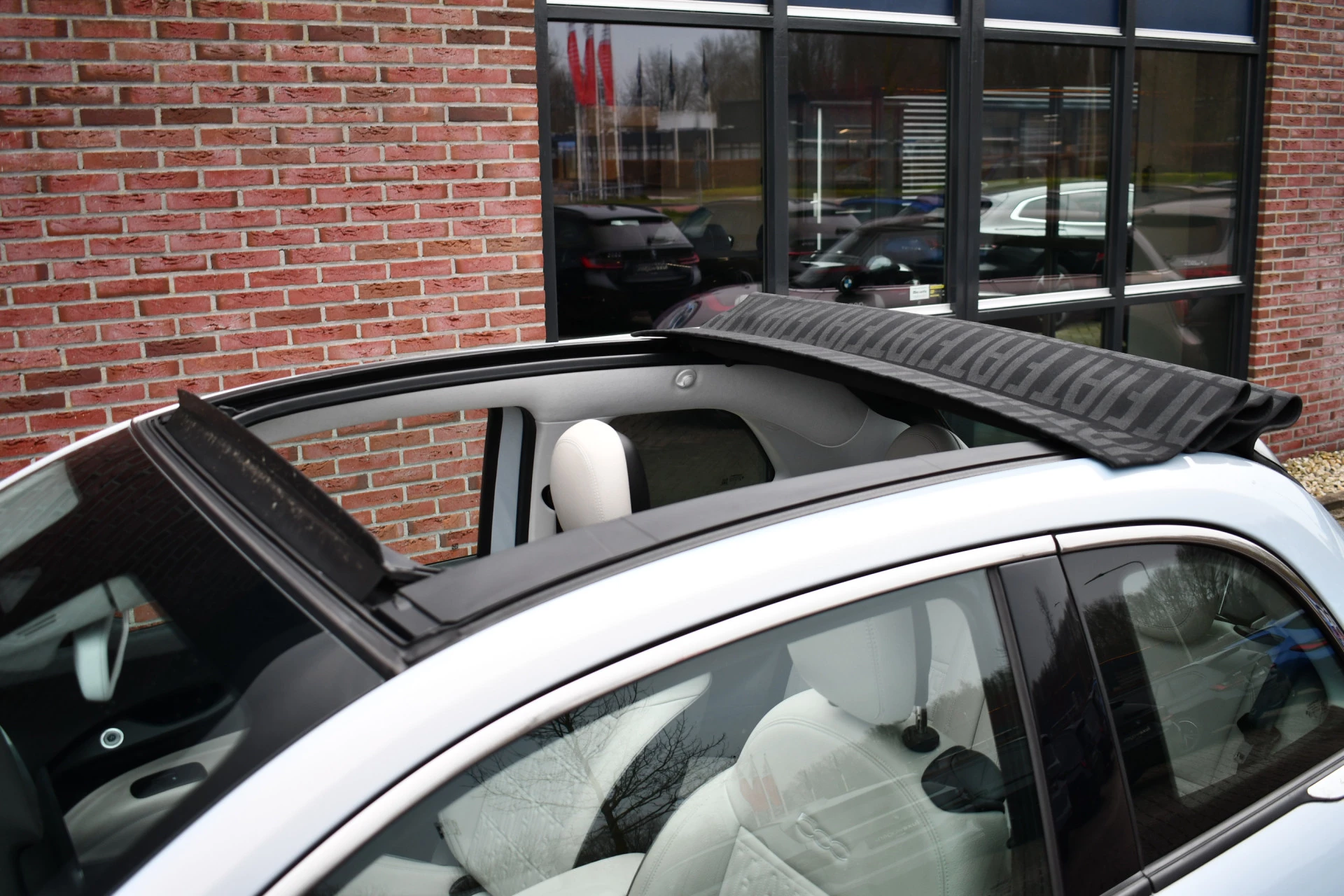 Hoofdafbeelding Fiat 500C