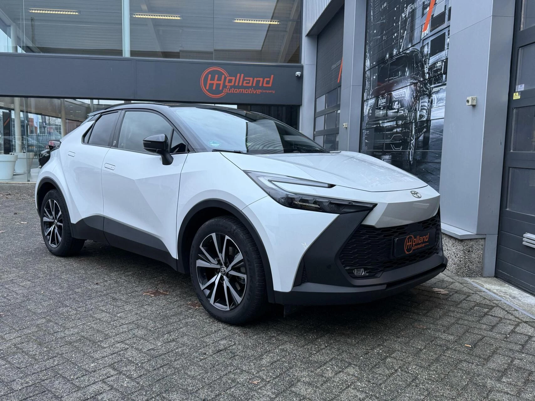 Hoofdafbeelding Toyota C-HR