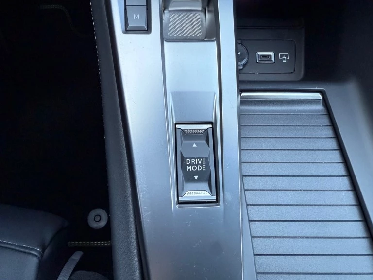 Hoofdafbeelding Peugeot 408