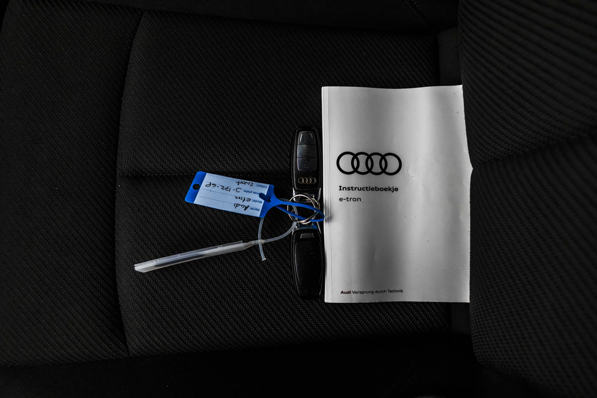 Hoofdafbeelding Audi e-tron
