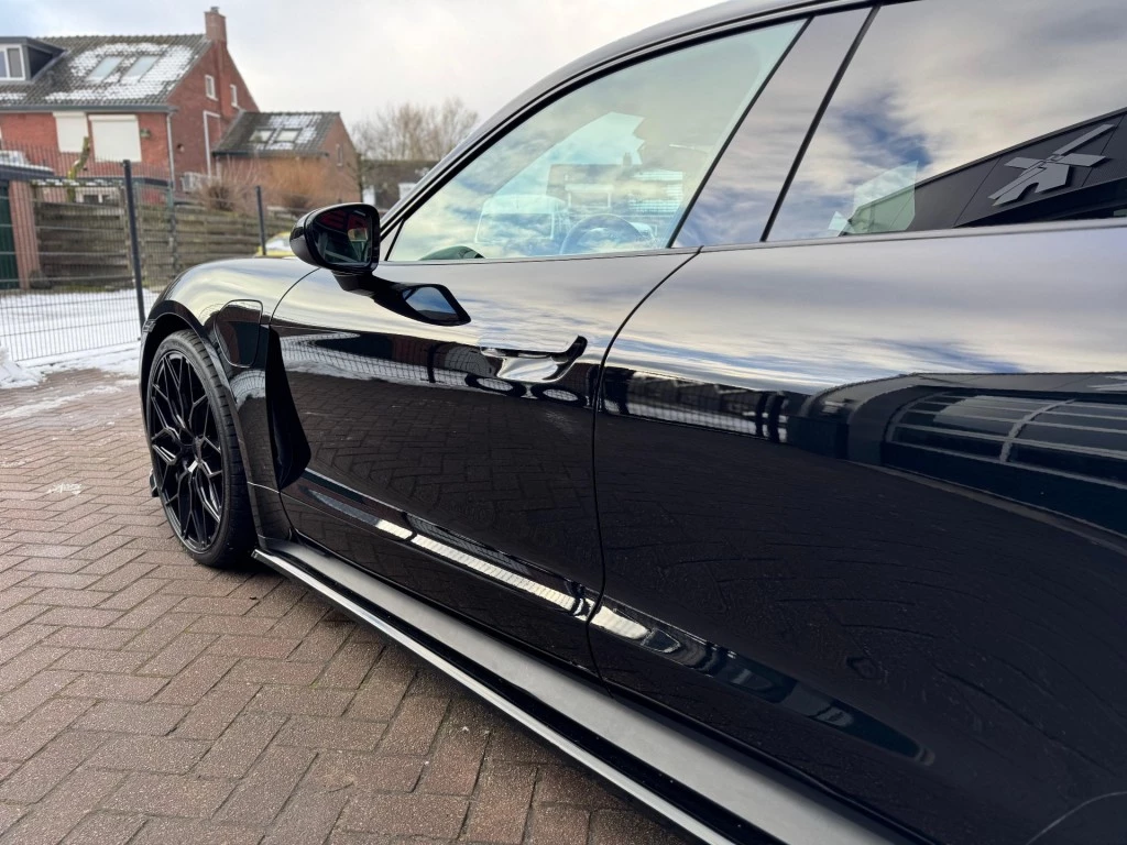 Hoofdafbeelding Porsche Taycan