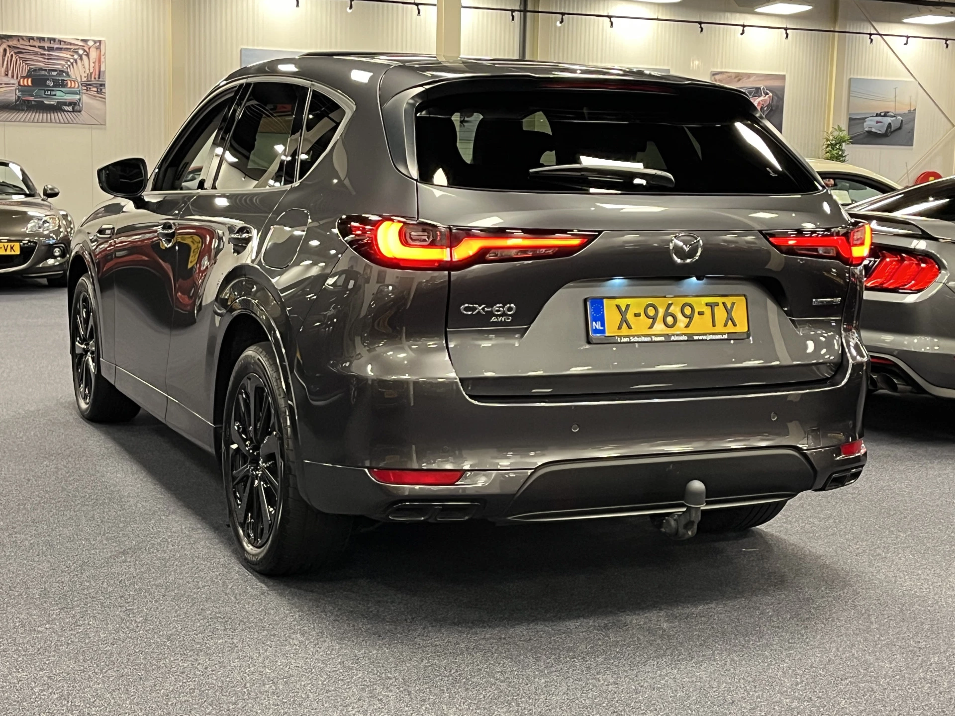 Hoofdafbeelding Mazda CX-60