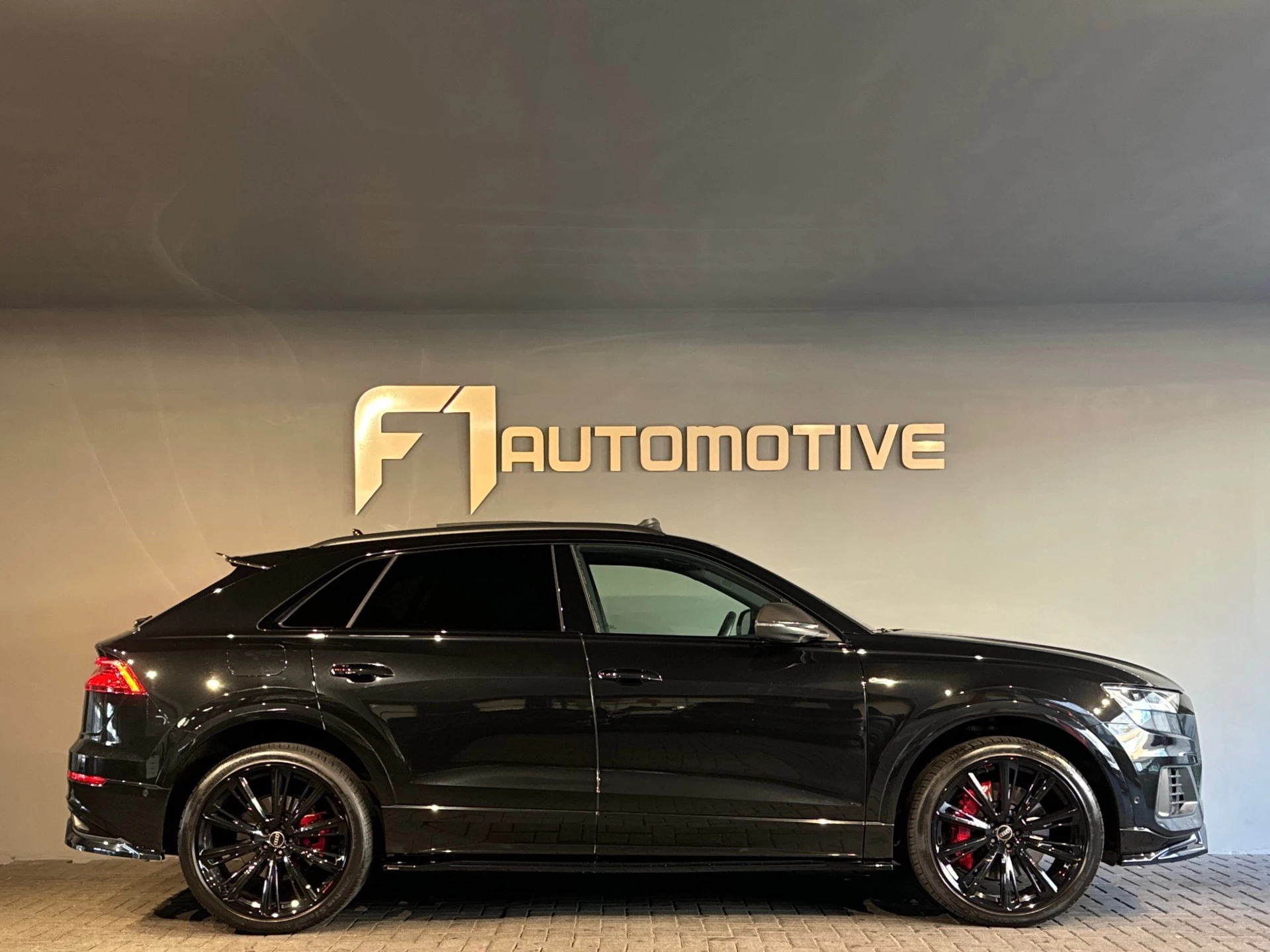 Hoofdafbeelding Audi Q8