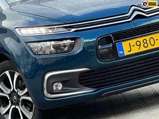 Hoofdafbeelding Citroën Grand C4 Spacetourer Citroen Grand C4 SpaceTourer 1.2 PureTech Shine Automaat - Alchemy Blue - 7 zitter/Carplay/Camera