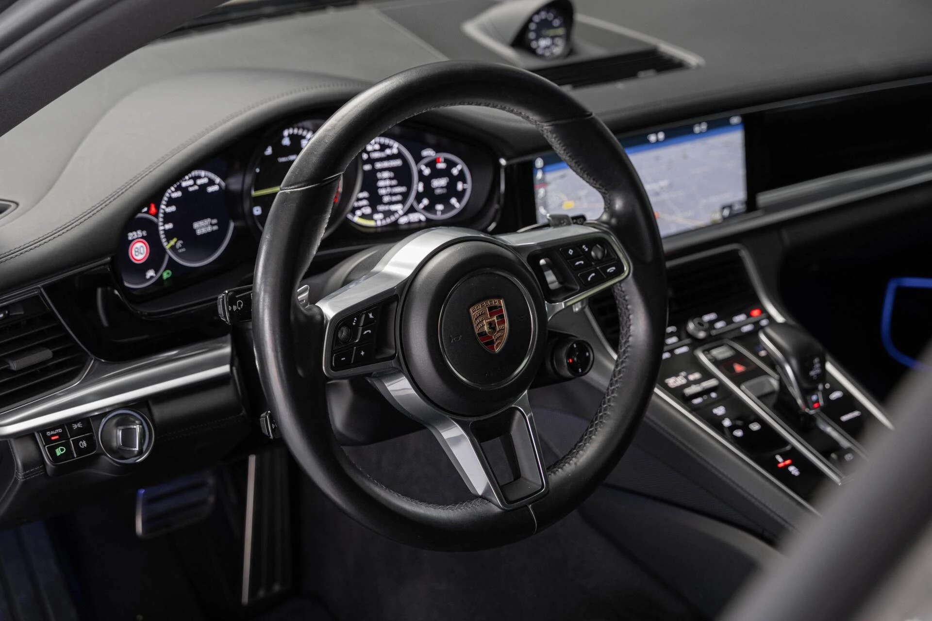 Hoofdafbeelding Porsche Panamera