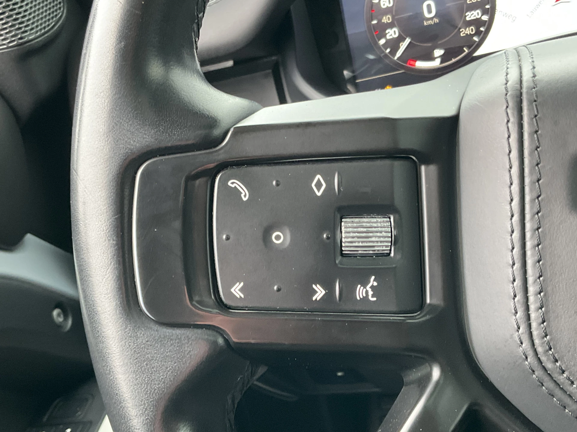 Hoofdafbeelding Land Rover Defender