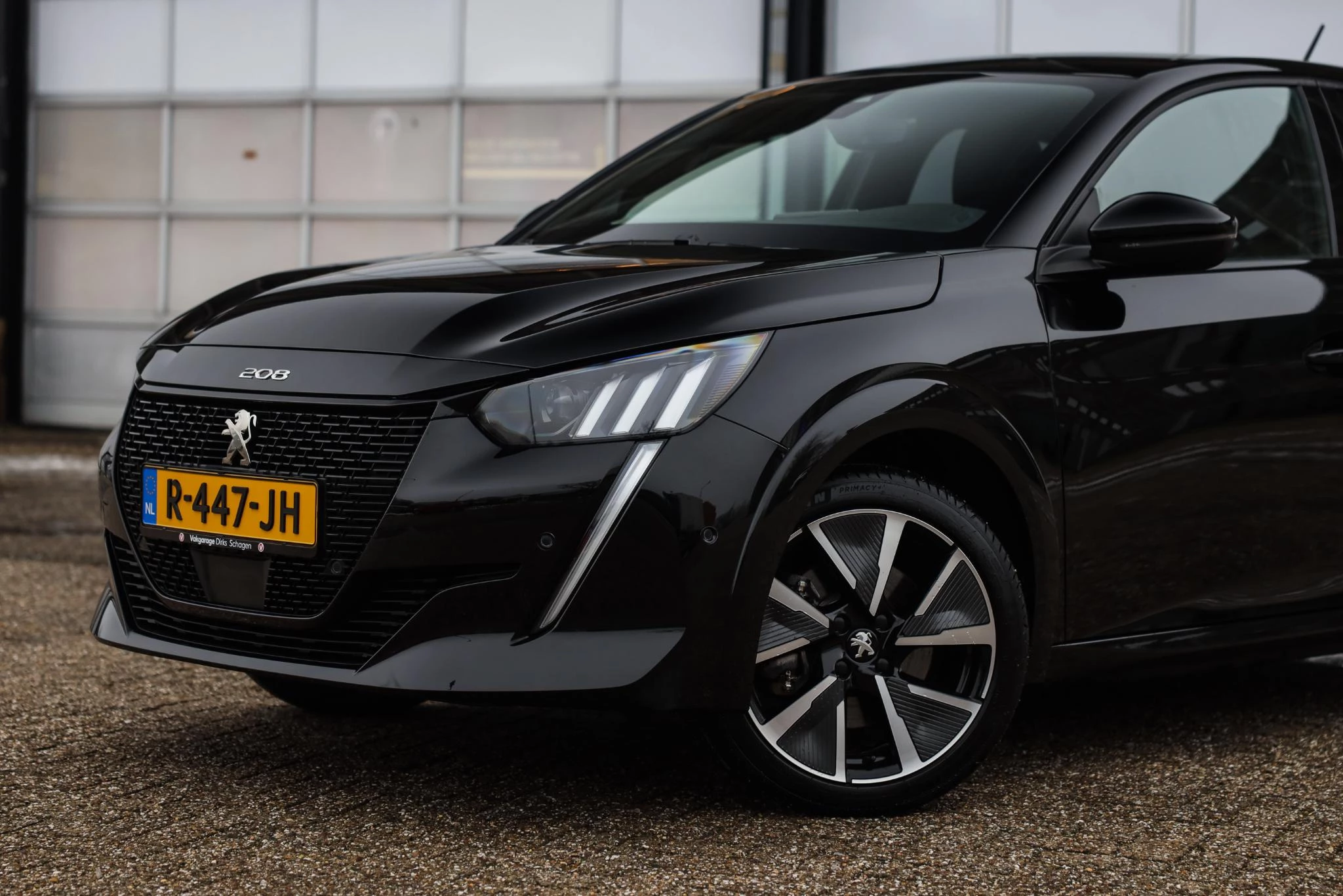 Hoofdafbeelding Peugeot e-208