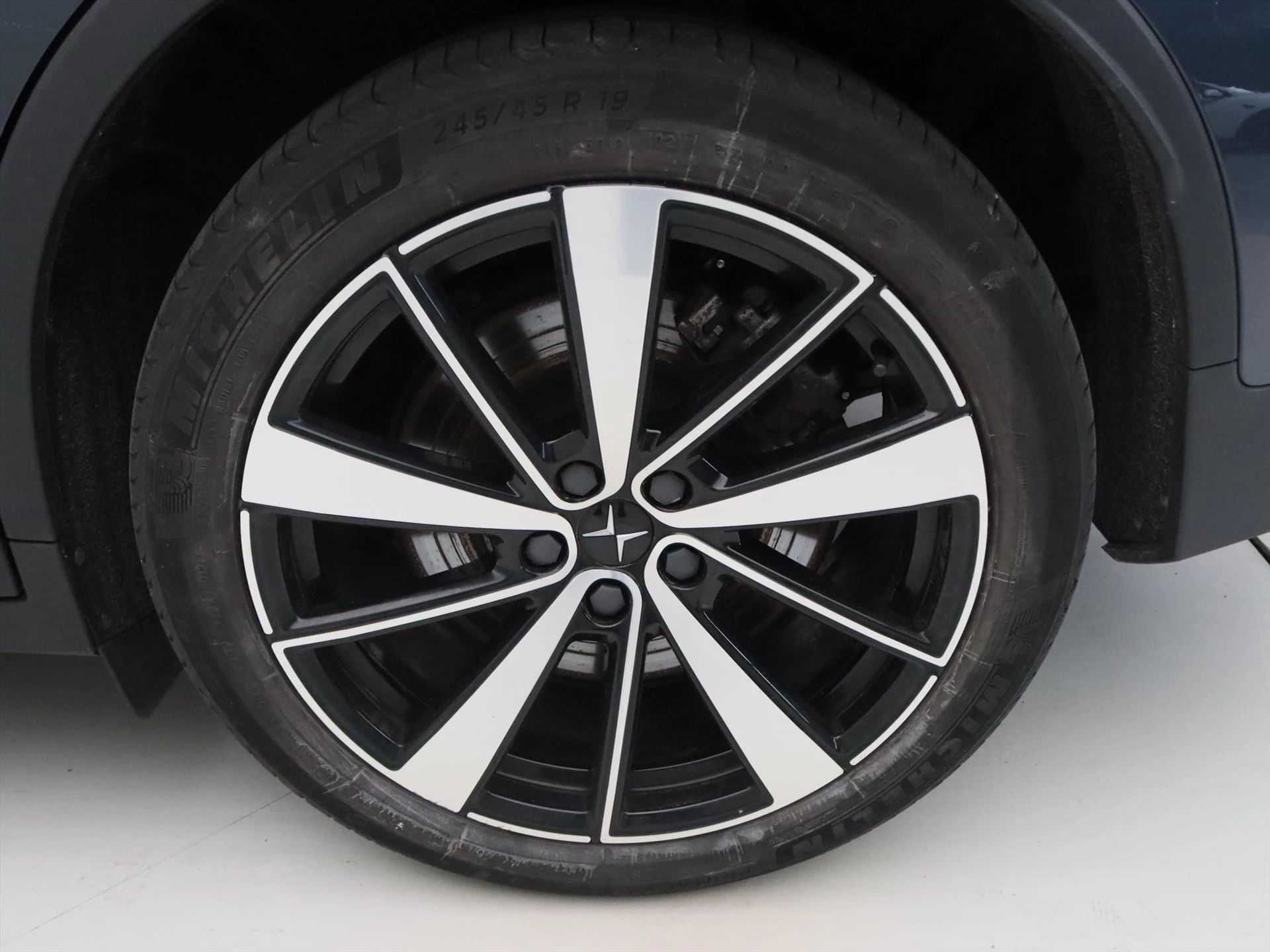 Hoofdafbeelding Polestar 2
