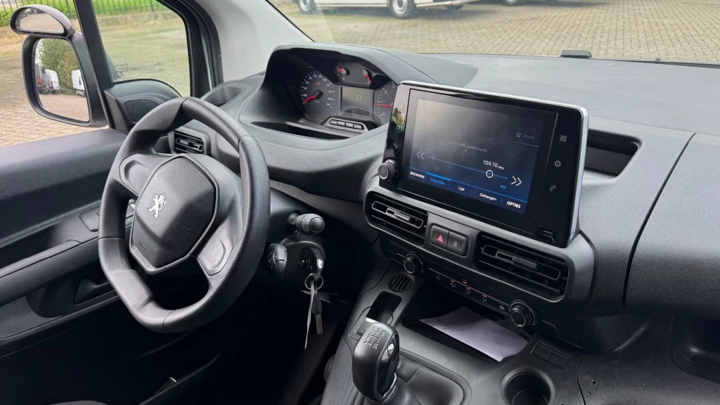 Hoofdafbeelding Peugeot Partner
