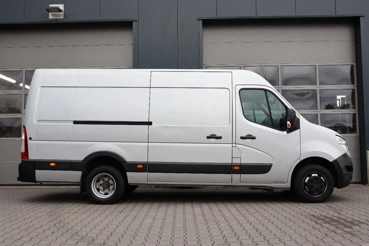 Hoofdafbeelding Nissan NV400