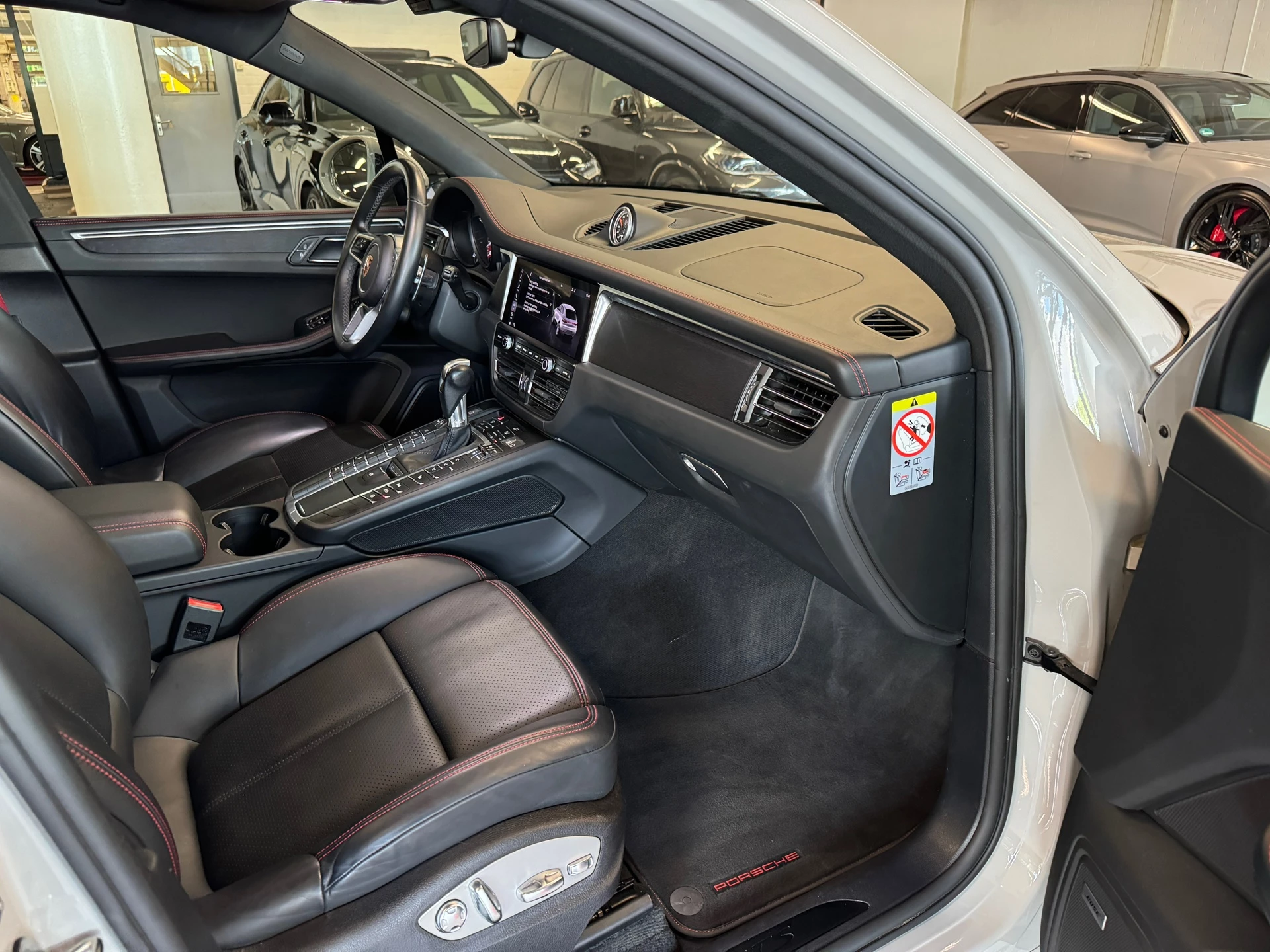 Hoofdafbeelding Porsche Macan