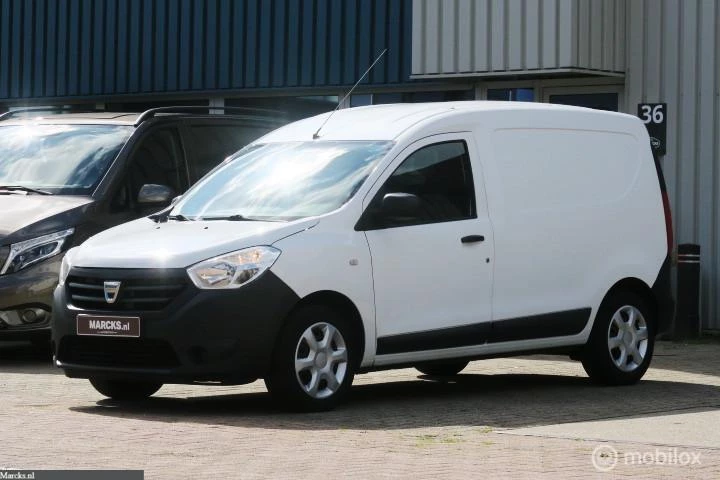 Hoofdafbeelding Dacia Dokker