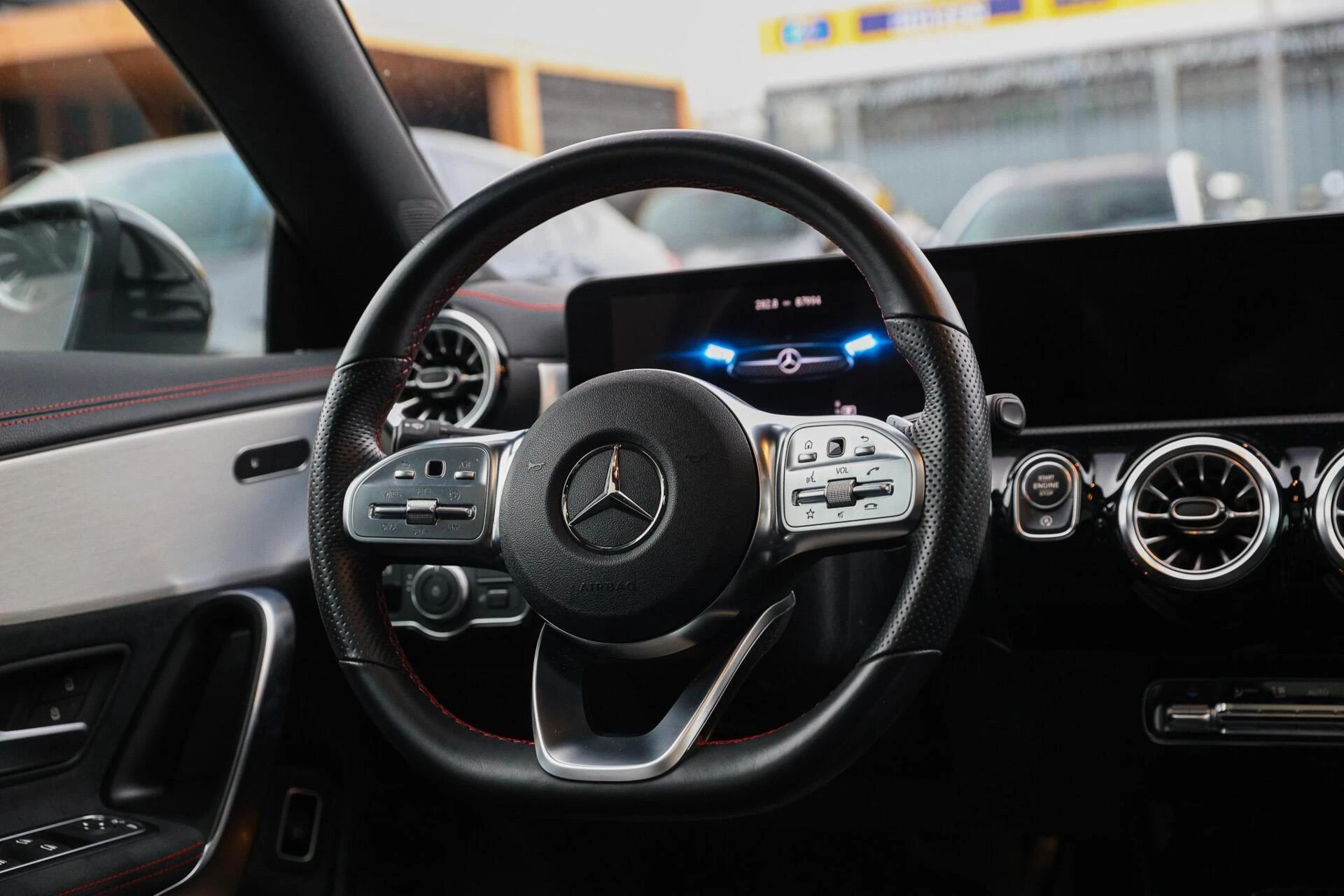 Hoofdafbeelding Mercedes-Benz CLA