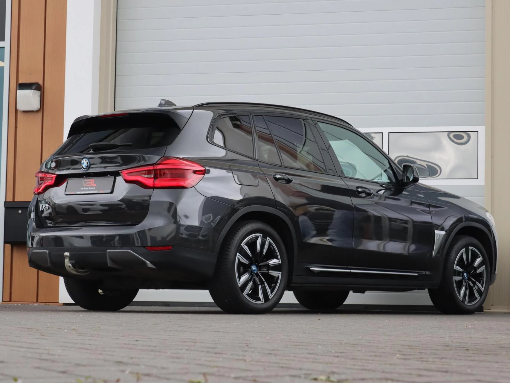 Hoofdafbeelding BMW iX3